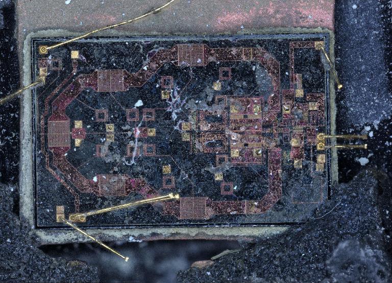 GaAs device damaged after acid decapsulation